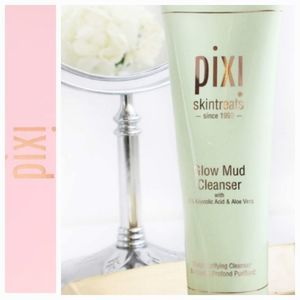 Pixi Skintreats Glow Mud Cleanser